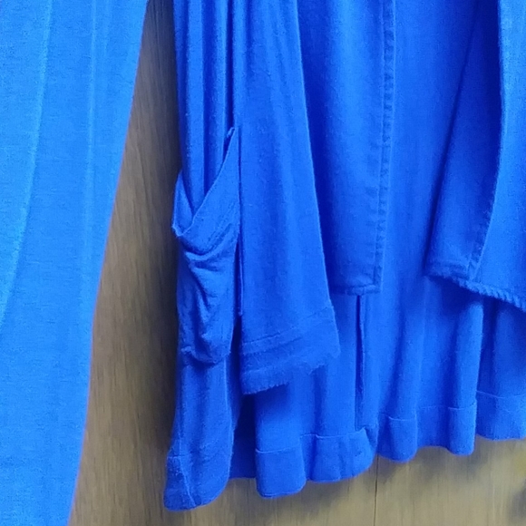 Beautiful blue open hi-low cardigan - Picture 2 of 7